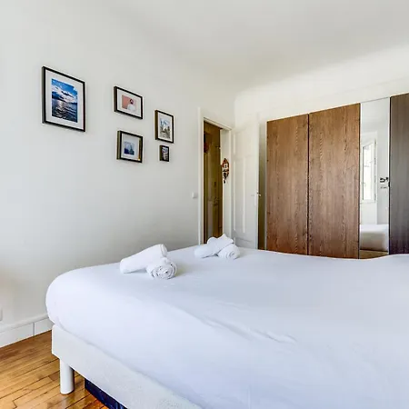 Charmant Lumineux Apartment Paris