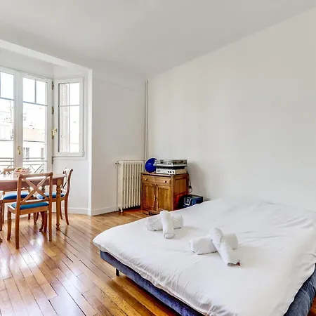 Charmant Lumineux Apartment *